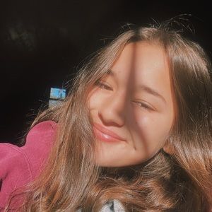 Meet your Posher, Jesla